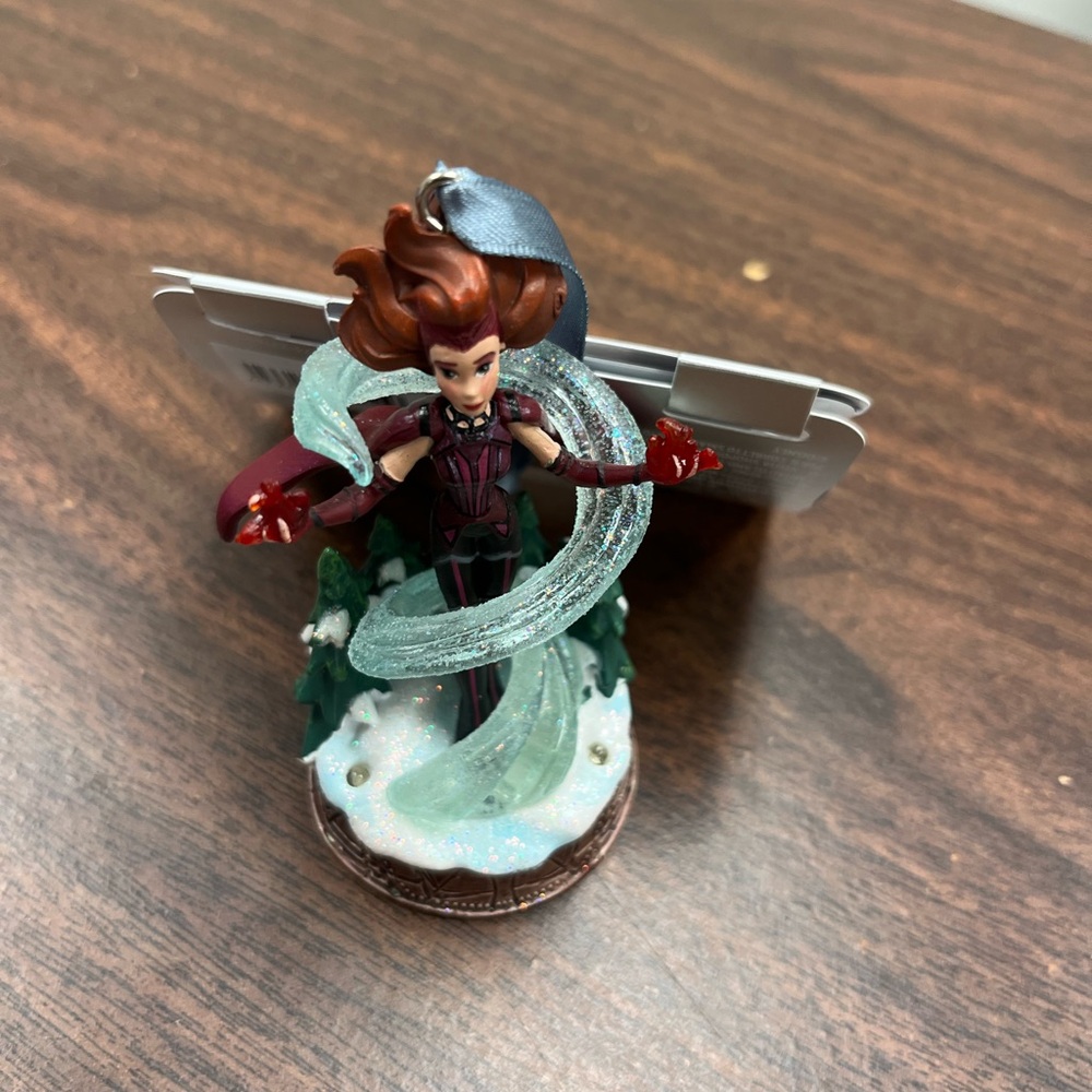 Disney sketchbook ornament, Scarlet Witch light up!